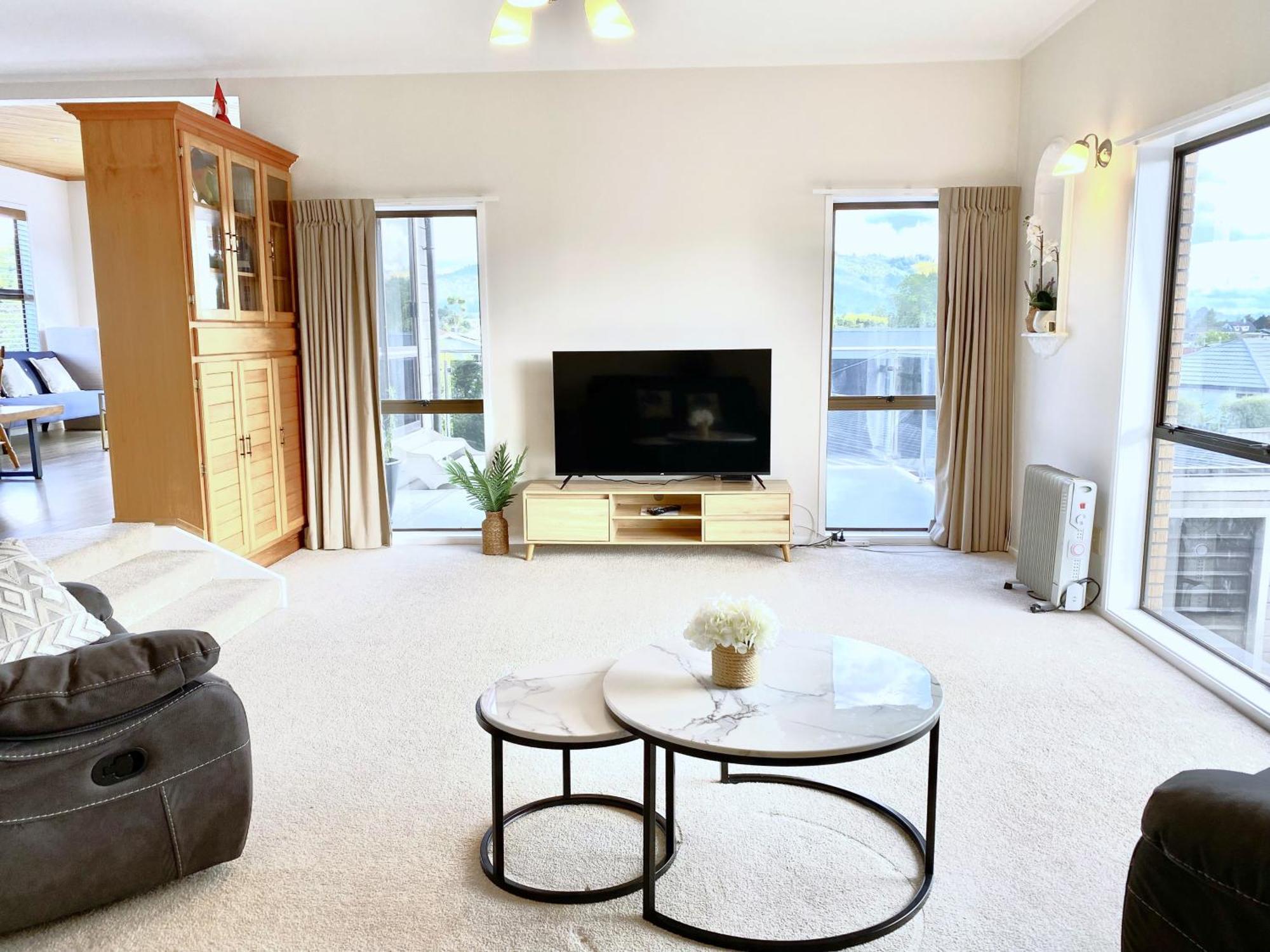 Spacious Retreat With Mountain View Rotorua Exterior foto